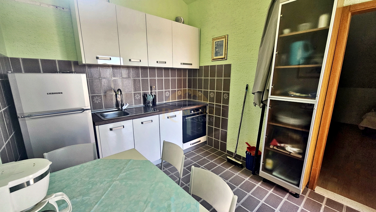 Bellissima casa dalmata a Sevid in ottima posizione con piscina e vista